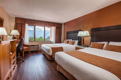 cheap hotels in revelstoke